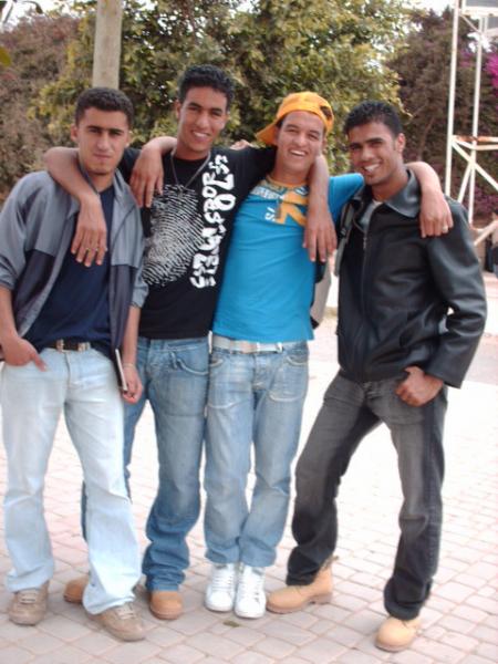 moi et aziz +aziz +lhsan